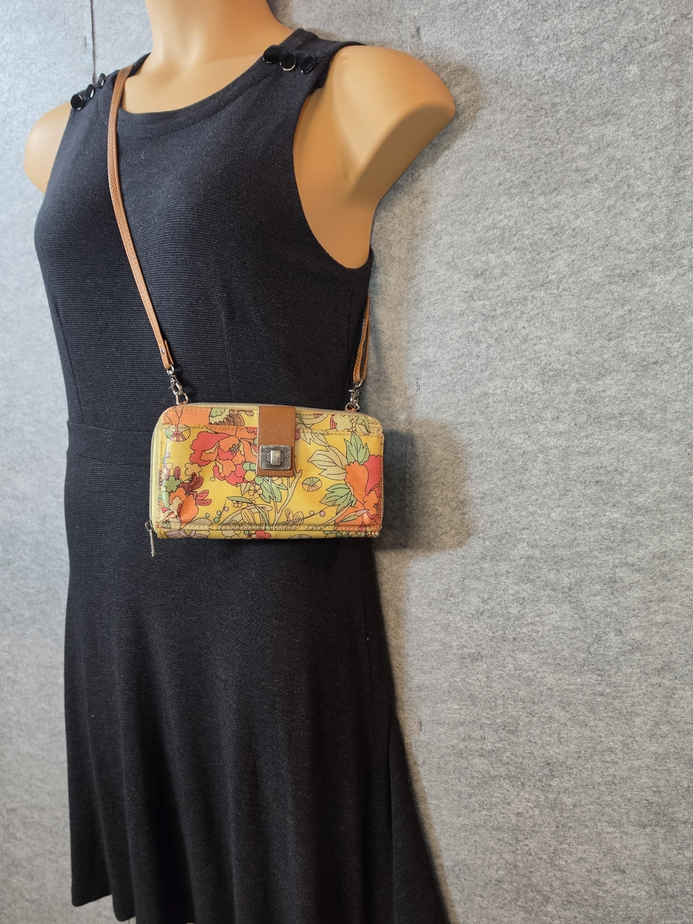 Sakroots Yellow Floral Crossbody Wallet with Tan Strap - Picture 2 of 12